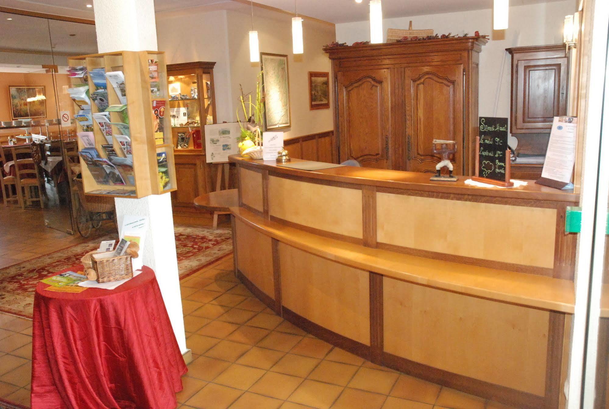Hotel Le Рикевір Екстер'єр фото